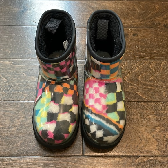 UGG Classic Clear Mini Boot size 5 - Picture 4 of 15